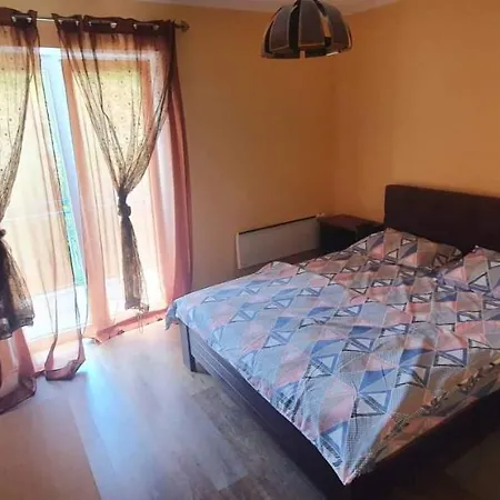 Bed and breakfast Lav 3*